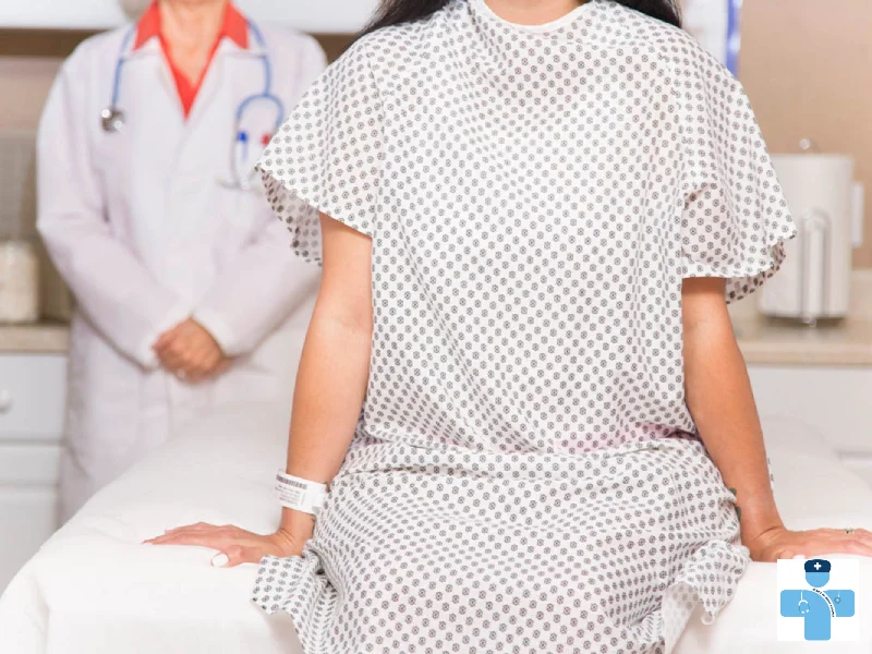 اهمیت پوشیدن لباس اتاق عمل بیمار